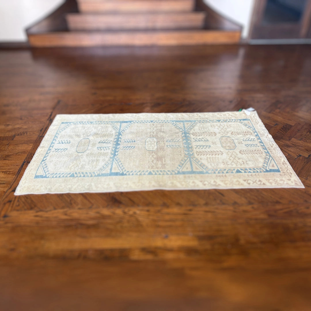 Anadol Blue – Vintage Handwoven Anatolian Wool Runner | 2.11' x 5.09'