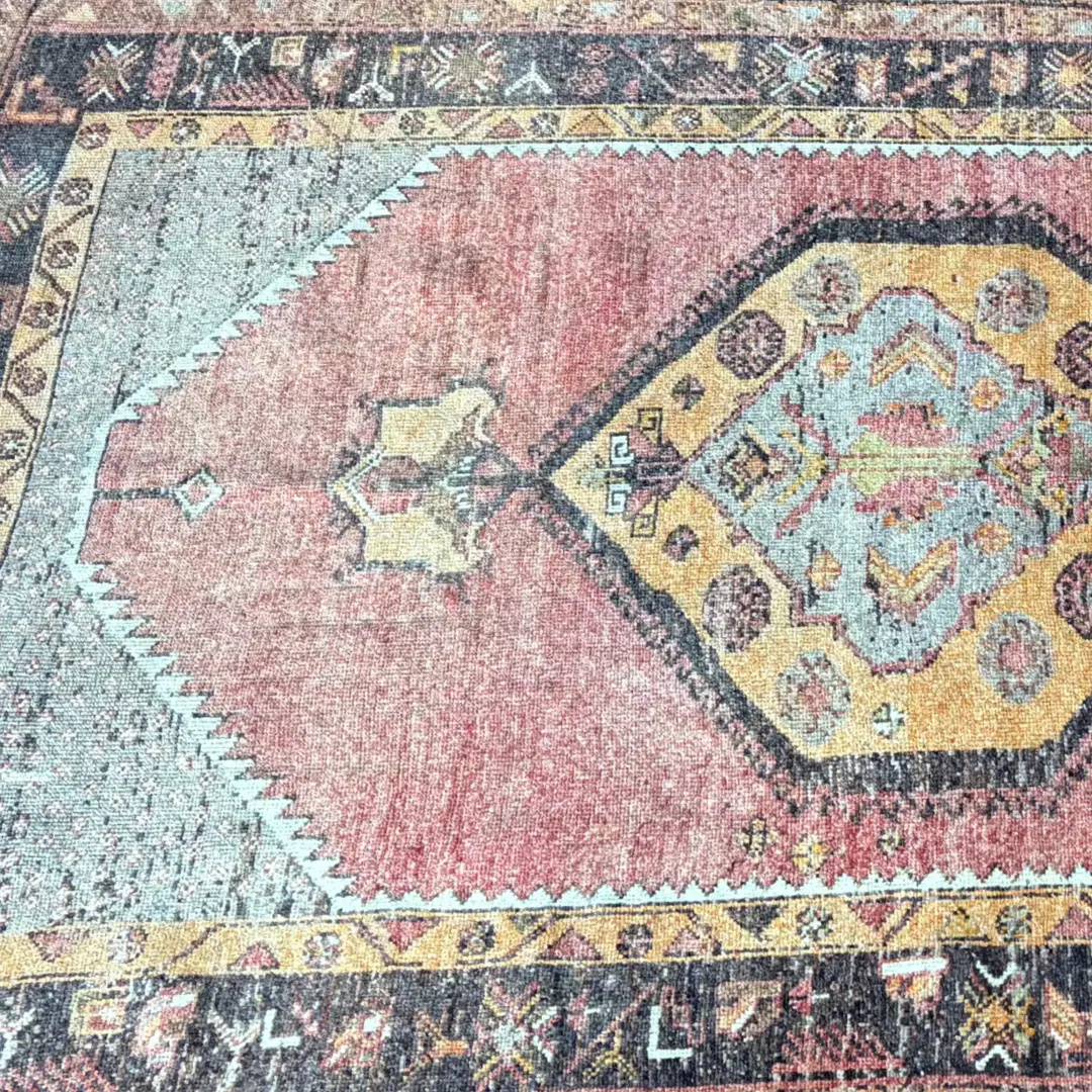 Handwoven Anatolian Rug – 3′10″ × 7′