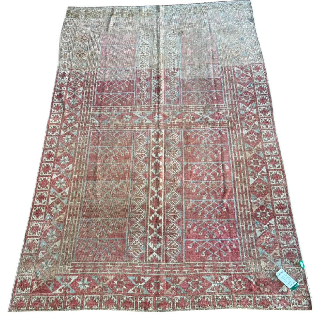 Antique Ensari Wool Rug – 5'2" x 8'0"