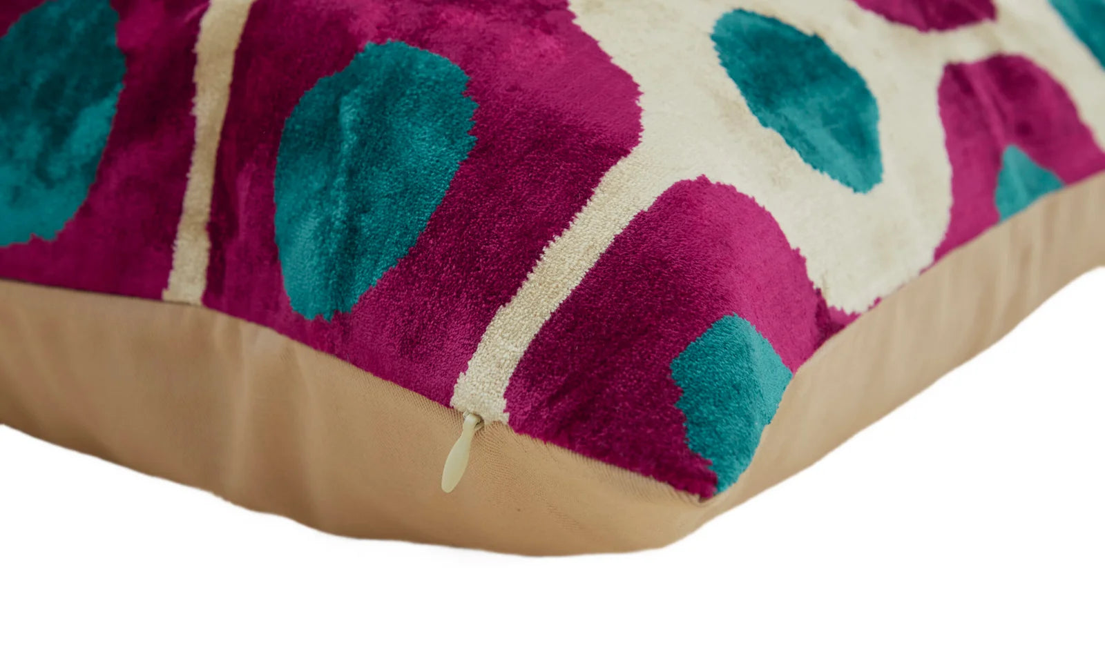 PILLOW COVER | NUCLEUS