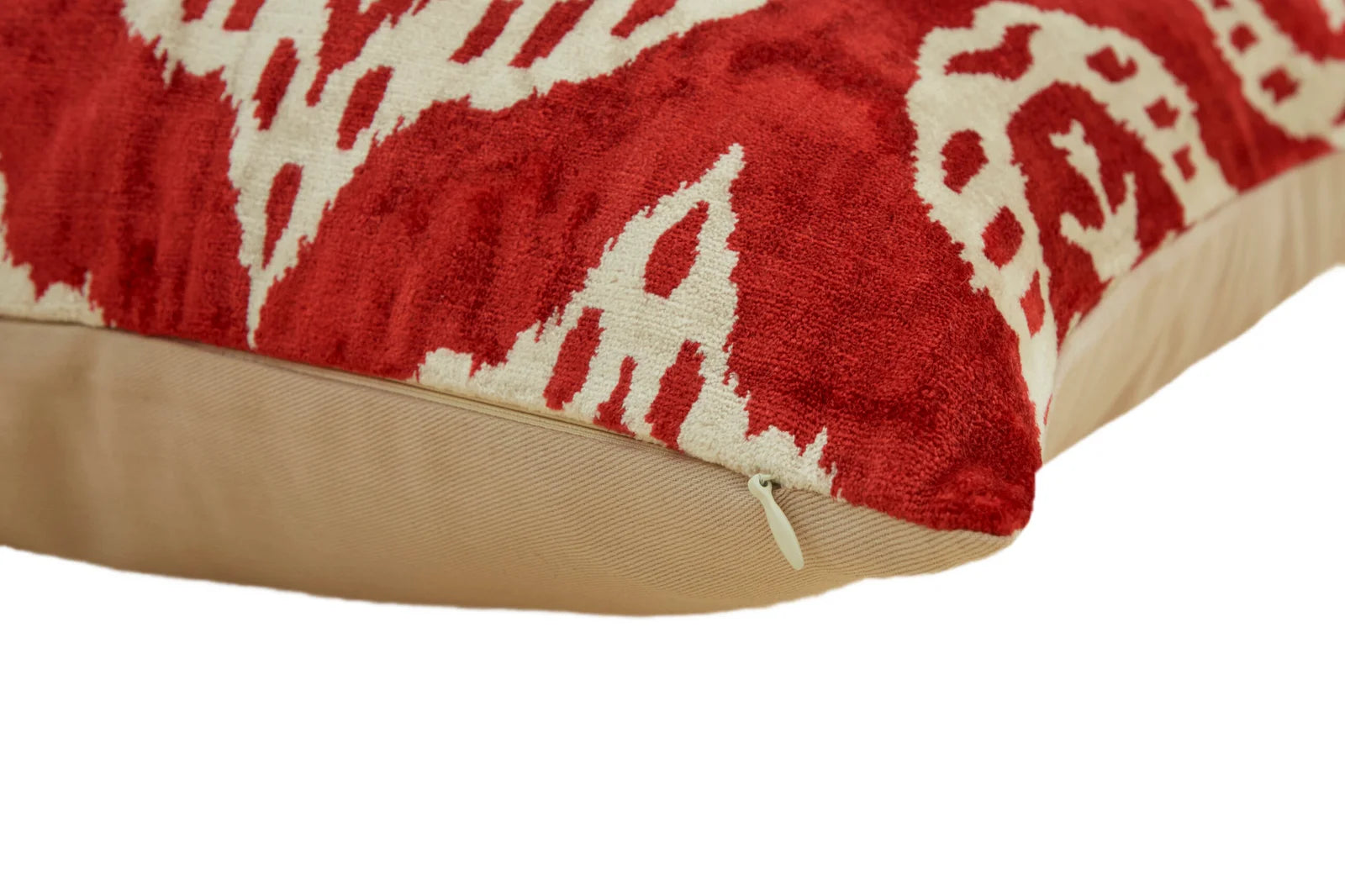 PILLOW COVER  |  MEDALLION
